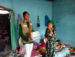 SMP Islam al Ikhlas Cipete Jaksel dan Klinik Zakat Indonesia Salurkan Bantuan Paket Sembako ke Korban Terdampak Semeru